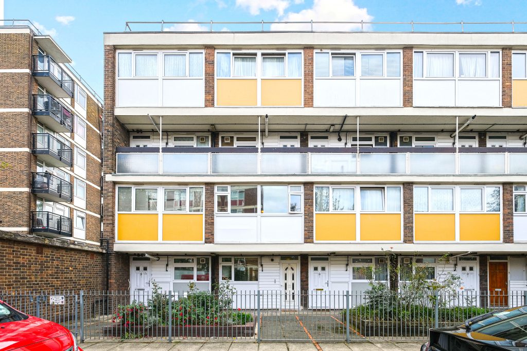 Shaftesbury Court, N1 AW Childs Estate Agents & Lettings Agents